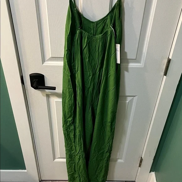 Green Halara Jumpsuit NWT - Picture 4 of 7